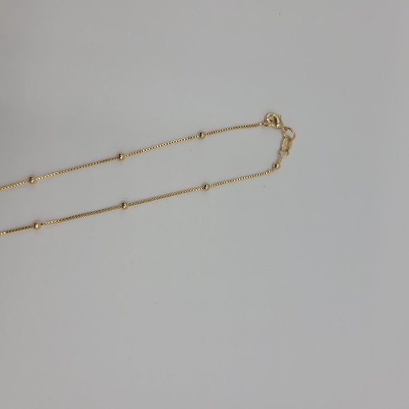 18K Gold Filled Sun Medallion Necklace - Picture 4 of 5